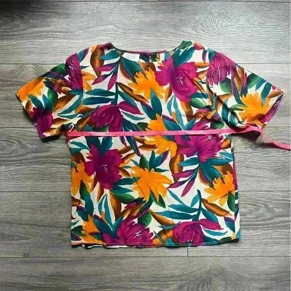 Vintage Tess 100% Silk Floral Short Sleeve Pink Orange Green Blouse Size M - Picture 6 of 6